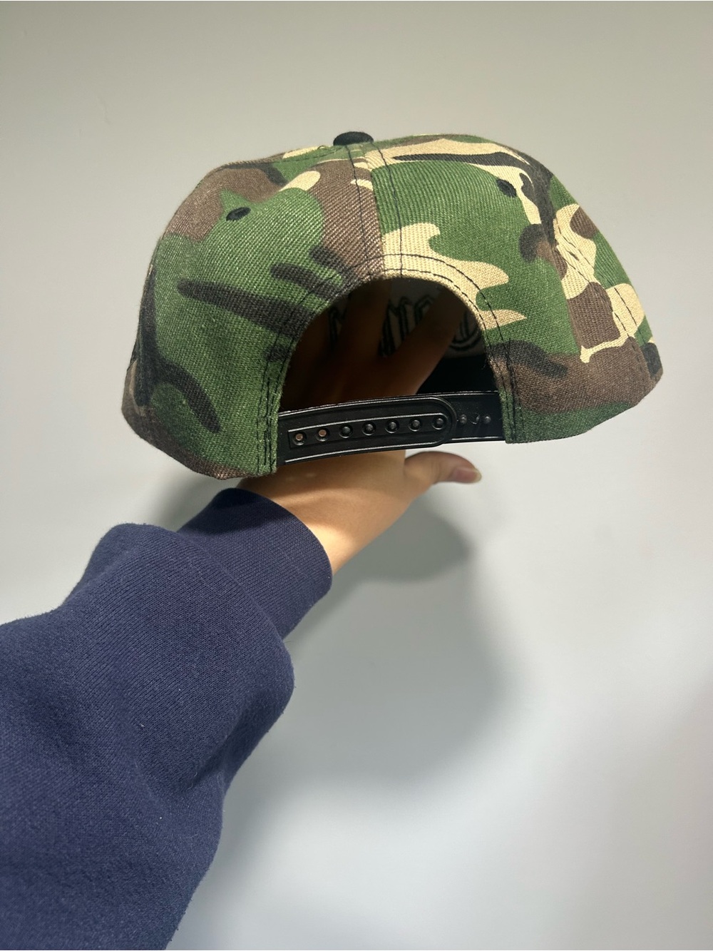 Compton Inspired Snapbacks - Picture 6 of 8
